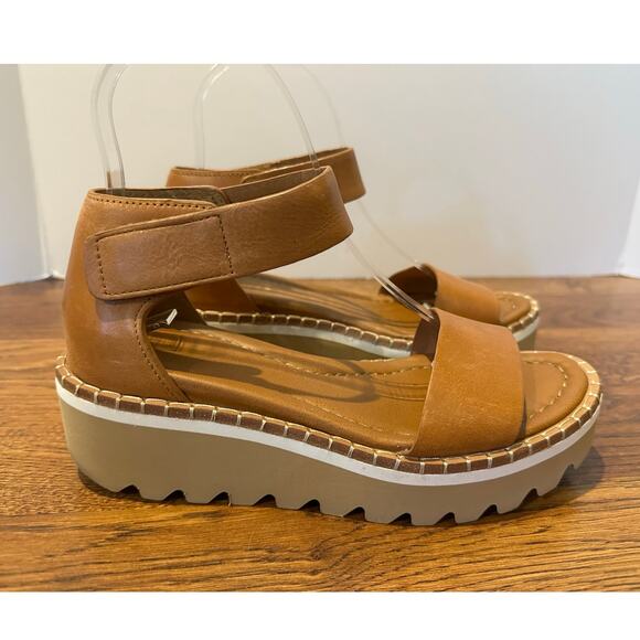 Sofft Ripley Leather Platform Sandals Tan - Size 6 NWT Comfortable Style - Picture 2 of 10